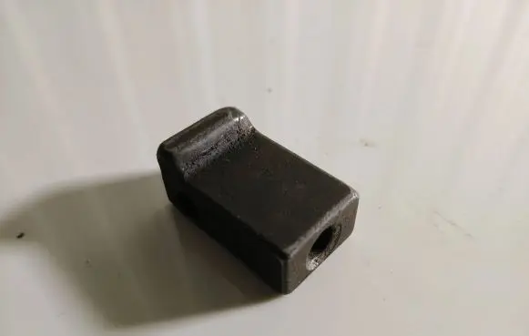 Volkswagen PASSAT B6 Fuel Injector clamp holder