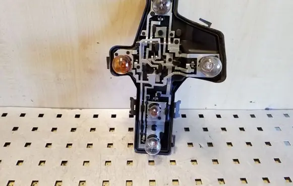 Tail light part