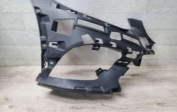 Mercedes-Benz C W205 Front bumper mounting bracket A2058852001