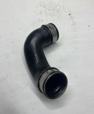 Mercedes-Benz C W203 Intercooler hose/pipe A20352814