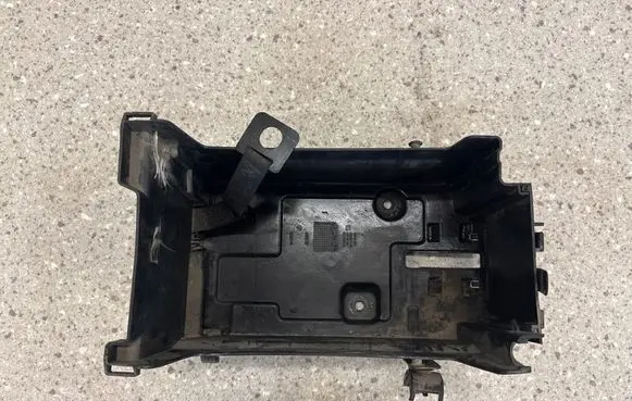 Opel Insignia A Battery box tray 12355613