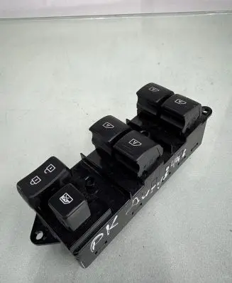 Mitsubishi Eclipse Cross Electric window control switch 8603A575