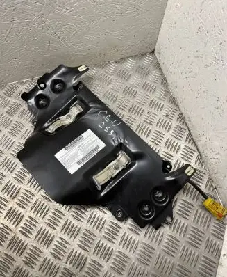Knee airbag