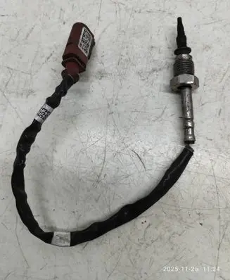 Volkswagen Crafter Exhaust pressure sensor 04L906088FR