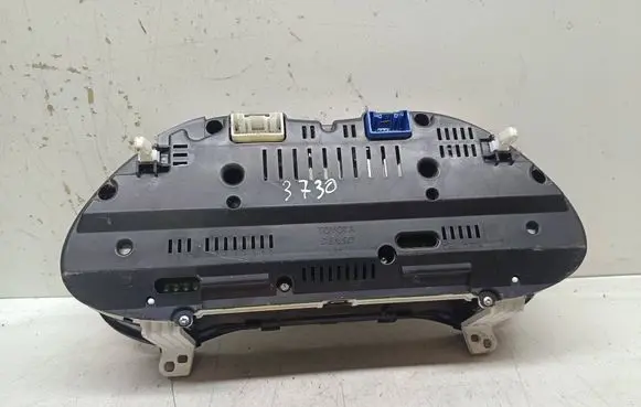 Toyota Avensis T250 Speedometer (instrument cluster) 8380005850 MB2574300290