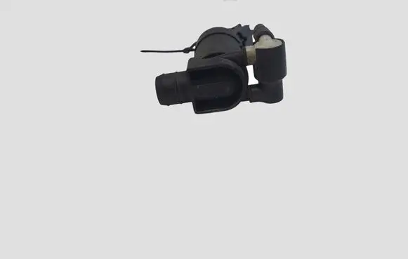 Ford Focus Windscreen/windshield washer pump 1S7117K624FE
