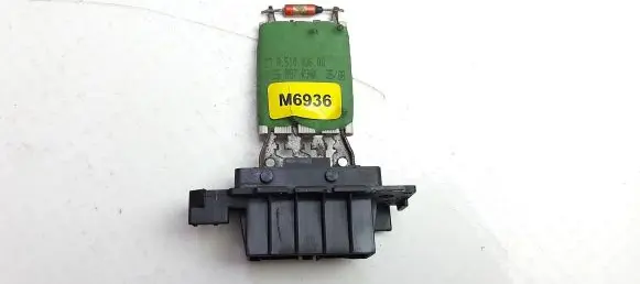 Opel Corsa D Heater blower fan relay A51003600 M6936