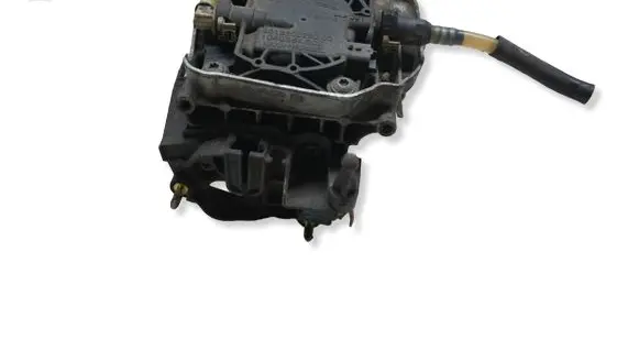 Citroen DS4 Fuel filter housing 9813802280