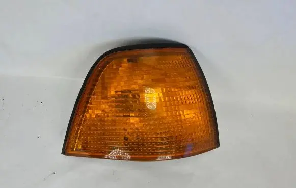 BMW 3 E36 Front indicator light 1387044