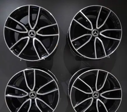 Mercedes-Benz CLA C118 X118 R19 alloy rim A118401040
