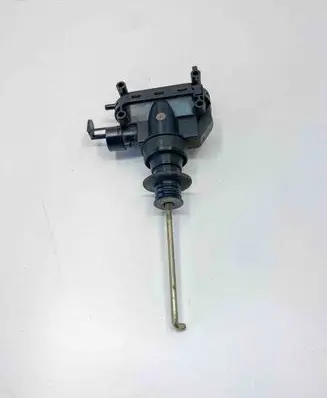 Mercedes-Benz SLC C107 Engine mount vacuum valve 