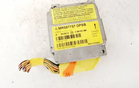 Mitsubishi Colt Airbag control unit/module 0285001686 mr587757
