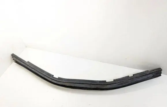 BMW 3 F30 F35 F31 Engine compartment rubber 7239146