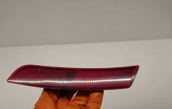 Chevrolet Camaro Rear tail light reflector 23126885