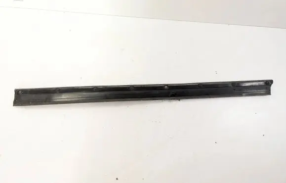 Mercedes-Benz GL X164 Rubber seal rear door A1646905562 0164