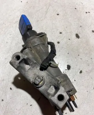 Audi A4 S4 B5 8D Ignition lock 4B0905851A