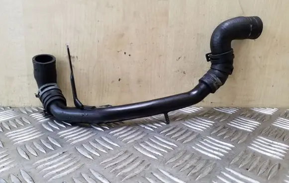 Volkswagen Golf Plus Engine coolant pipe/hose 03L122157N 03L121157AL