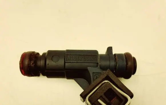 Chrysler Crossfire Fuel injector A1120780149