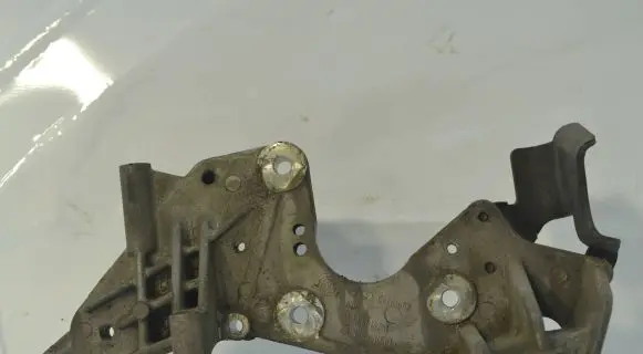 Audi Q5 SQ5 Fuel pump bracket 059130147P