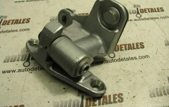 Mercedes-Benz A W169 Rear door upper hinge