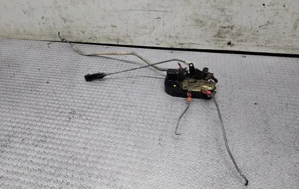 Dodge Durango Front door lock