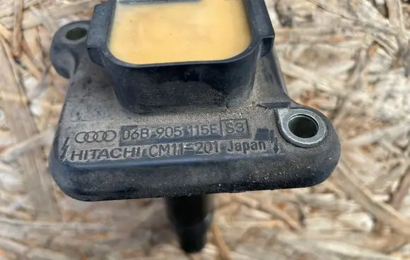 Audi TT Mk1 High voltage ignition coil 06B905115E