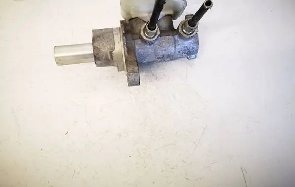 Honda CR-V Master brake cylinder 0204051557