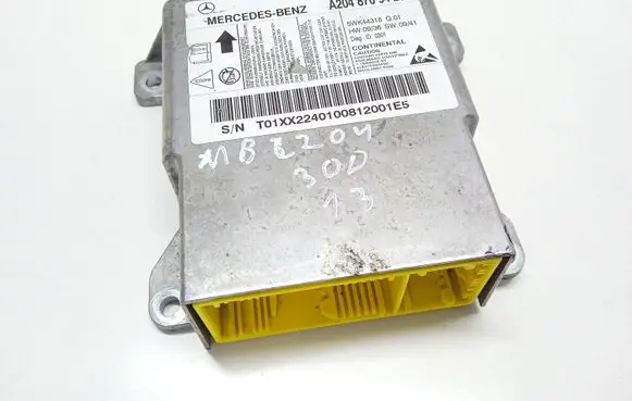 Mercedes-Benz C W204 Airbag control unit/module A2048709426 5WK44318