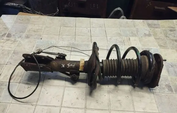 Toyota Corolla Verso AR10 Front shock absorber with coil spring