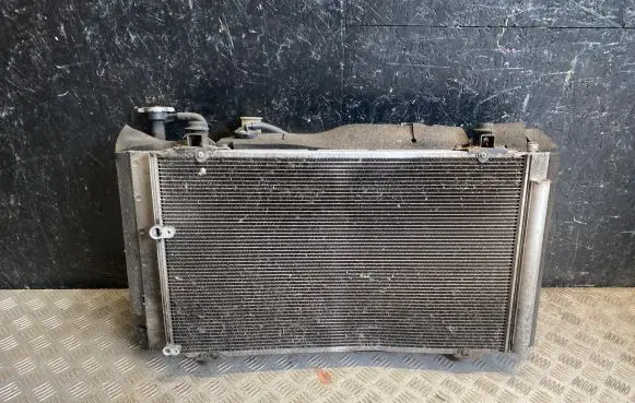 Coolant radiator
