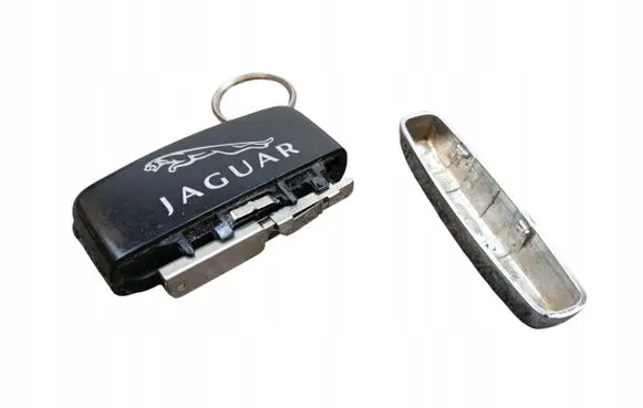 Jaguar XF Ignition key/card 
