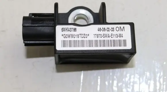 Honda CR-V Airbag deployment crash/impact sensor 77970SWAE113M4
