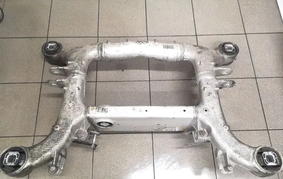 BMW 5 F10 F11 Rear subframe 3116739918 629380103 1916836943