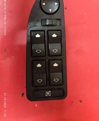 BMW 5 E39 Electric window control switch 8368966 078747 9738