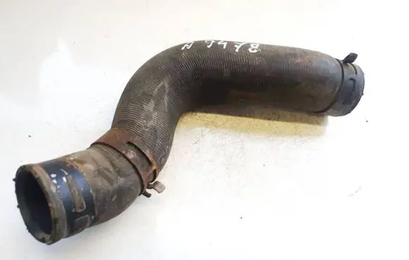Toyota Avensis T270 Engine coolant pipe/hose