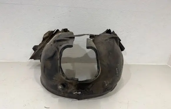 Mercedes-Benz C W204 Front wheel arch liner splash guards A2046984030 A2046905930