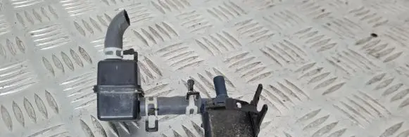 Toyota RAV 4 (XA20) Valve vacuum 