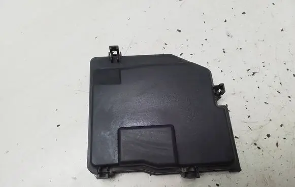 Honda Civic Fuse box cover 014541070411