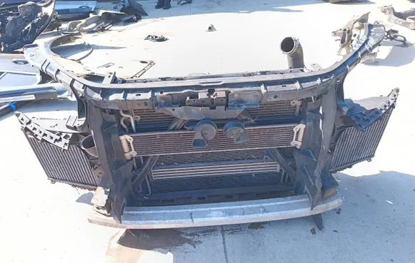 Audi Q7 4L Radiator support slam panel 7L0121203G 0130706809