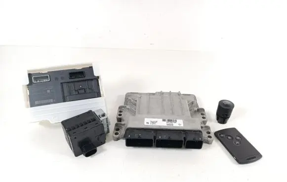 Renault Captur Engine ECU kit and lock set 