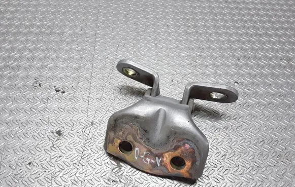 Hyundai Santa Fe Rear door upper hinge