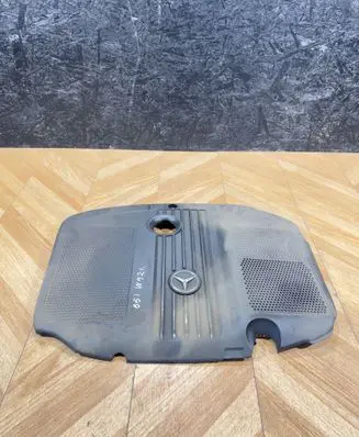 Mercedes-Benz C W204 Engine cover (trim) A6510101467 000090 BBP187801