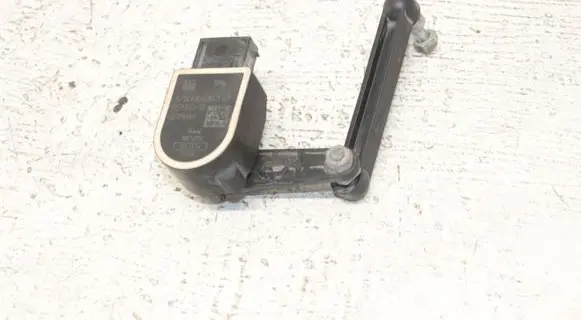 BMW X4 F26 Headlight/headlamp level sensor 6860843 6792625