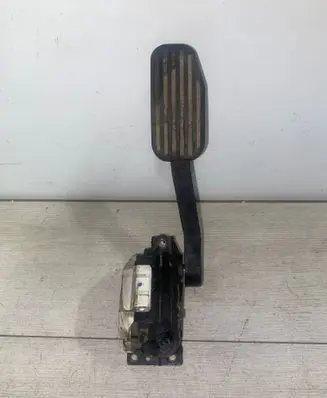 Volvo S70 V70 V70 XC Accelerator throttle pedal 9200746