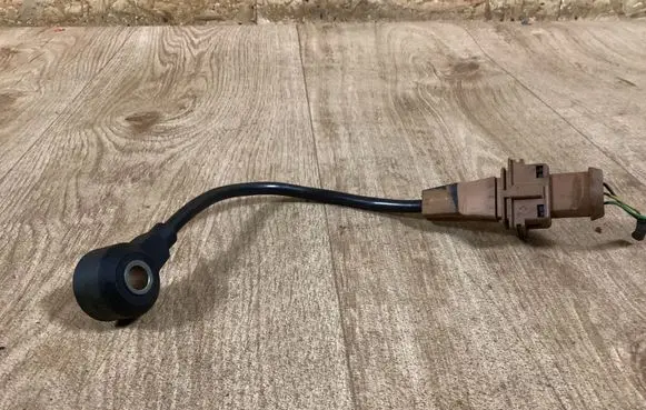 Audi TT Mk1 Detonation knock sensor 06A905377