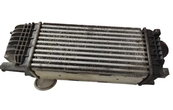 Citroen C5 Intercooler radiator 9657073480