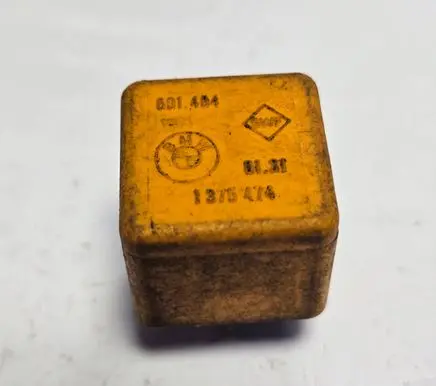 BMW 5 E34 Other relay 1375474 601484