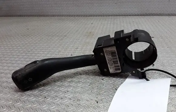 Volkswagen PASSAT B5 Indicator stalk 8L0953513G