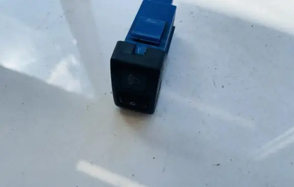 Mazda Premacy Headlight level height control switch bj3d