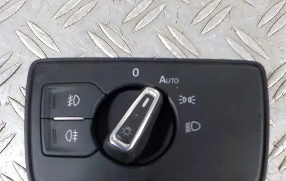 Volkswagen PASSAT B8 Light switch 3G0941633H 271788 2105140123